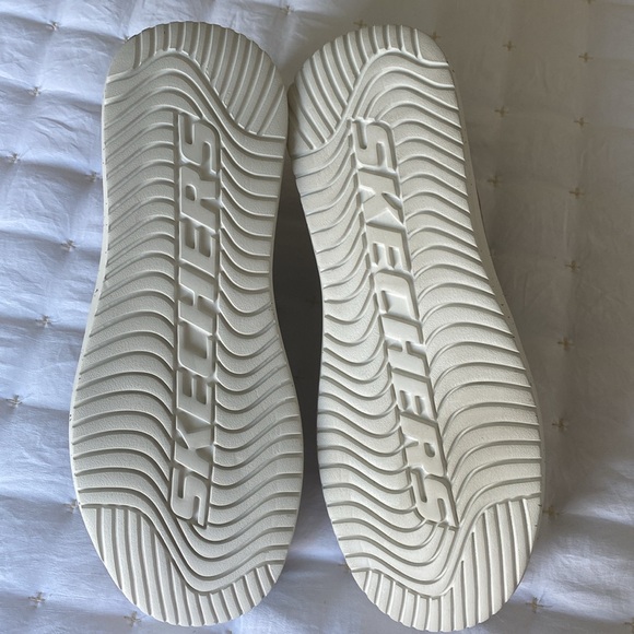 Skechers Slip On Boat Shoe Goga Mat Arch with Air-Cooled Memory Foam Mens 10 - Picture 2 of 8